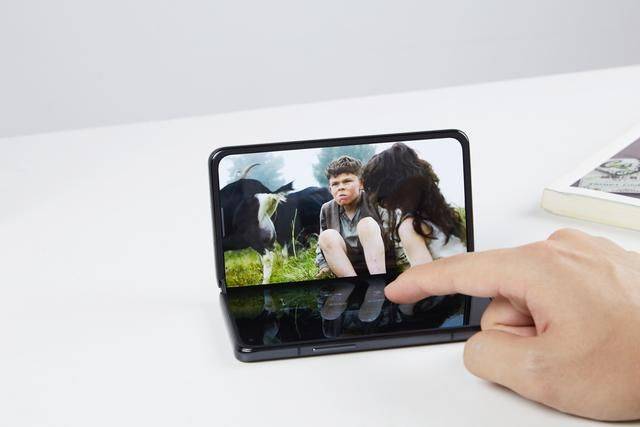 最新款手机选购指南:告别续航焦虑,轻松拍出大片,享受流畅体验