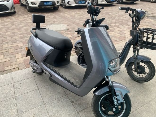 雅迪电动车价格及图片全解析:轻松选购高性价比车型,告别选车烦恼